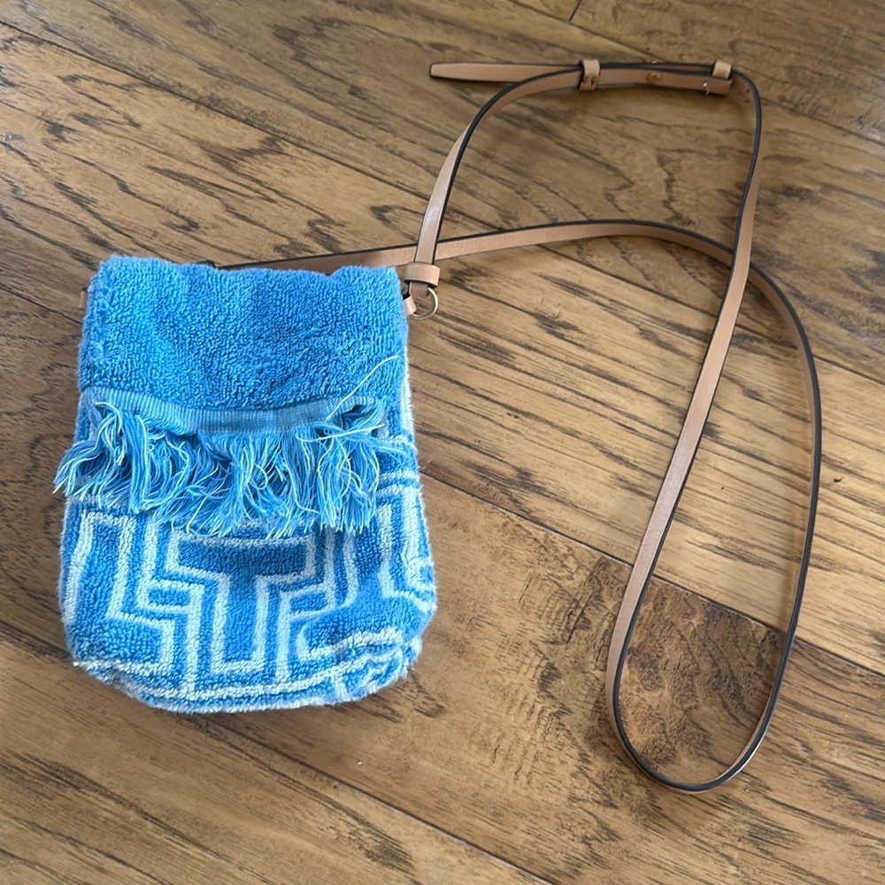 Tory Burch terry cloth/ towelblue crossbody bag.  EUC